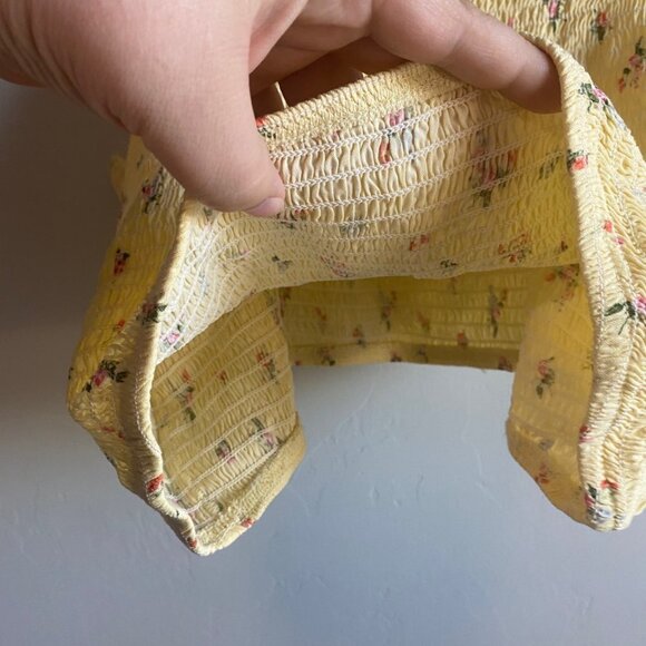 Forever 21 - Smocked Crop Top like Kendal Jenners - Picture 7 of 9